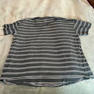 🌻3/$20 bundle , American Eagle soft & sexy tee , XL, NWOT